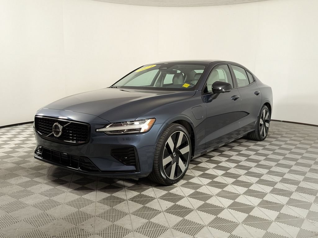Used 2024 Volvo S60 T8 Plus w/ Protection Package Premier AWD/4WD image 7