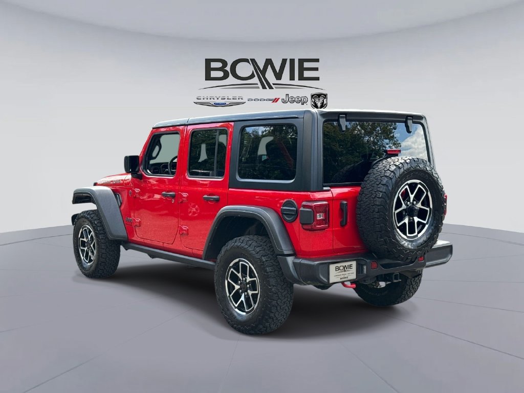 Used 2024 Jeep Wrangler Unlimited Rubicon AWD/4WD image 4