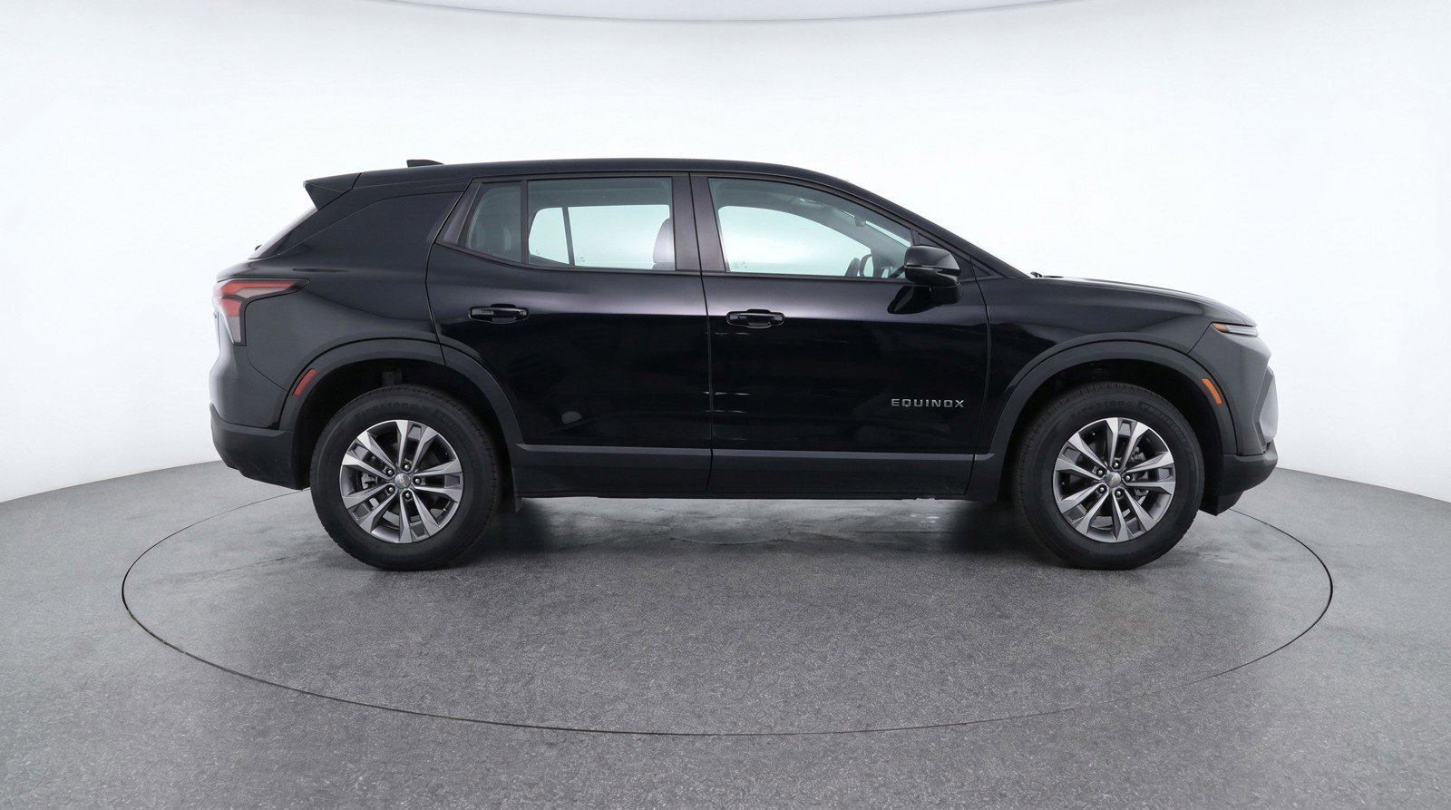 Used 2025 Chevrolet Equinox LT FWD image 11