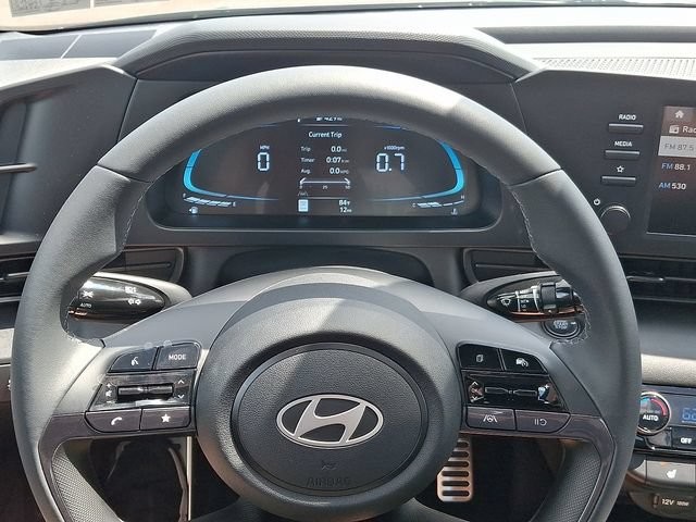 New 2026 Hyundai Elantra SEL Sport FWD image 16