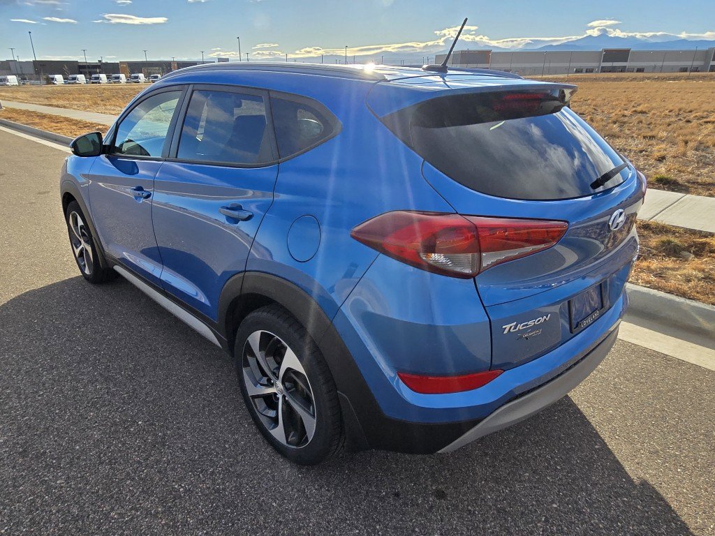 Used 2017 Hyundai Tucson Sport image 3