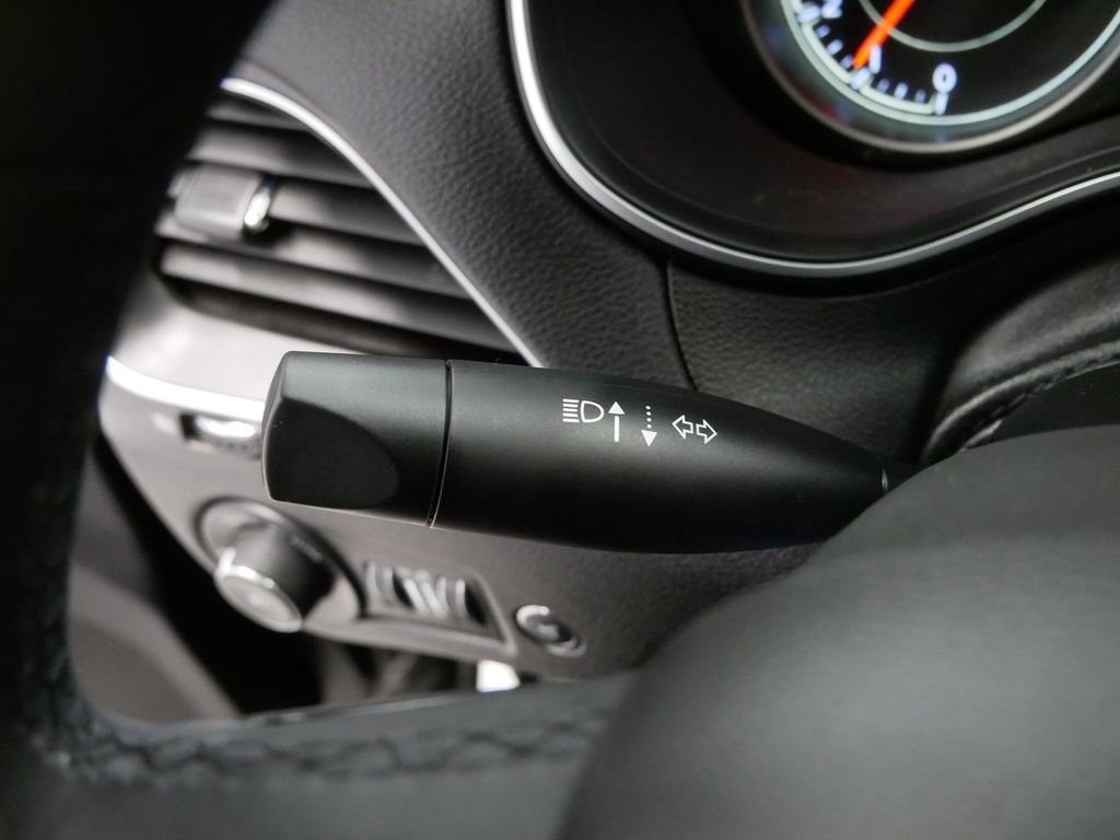 Certified 2022 Jeep Cherokee Trailhawk w/ Comfort/Convenience Group image 27