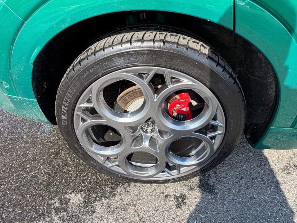 Used 2025 Alfa Romeo Tonale Tributo Italiano image 14