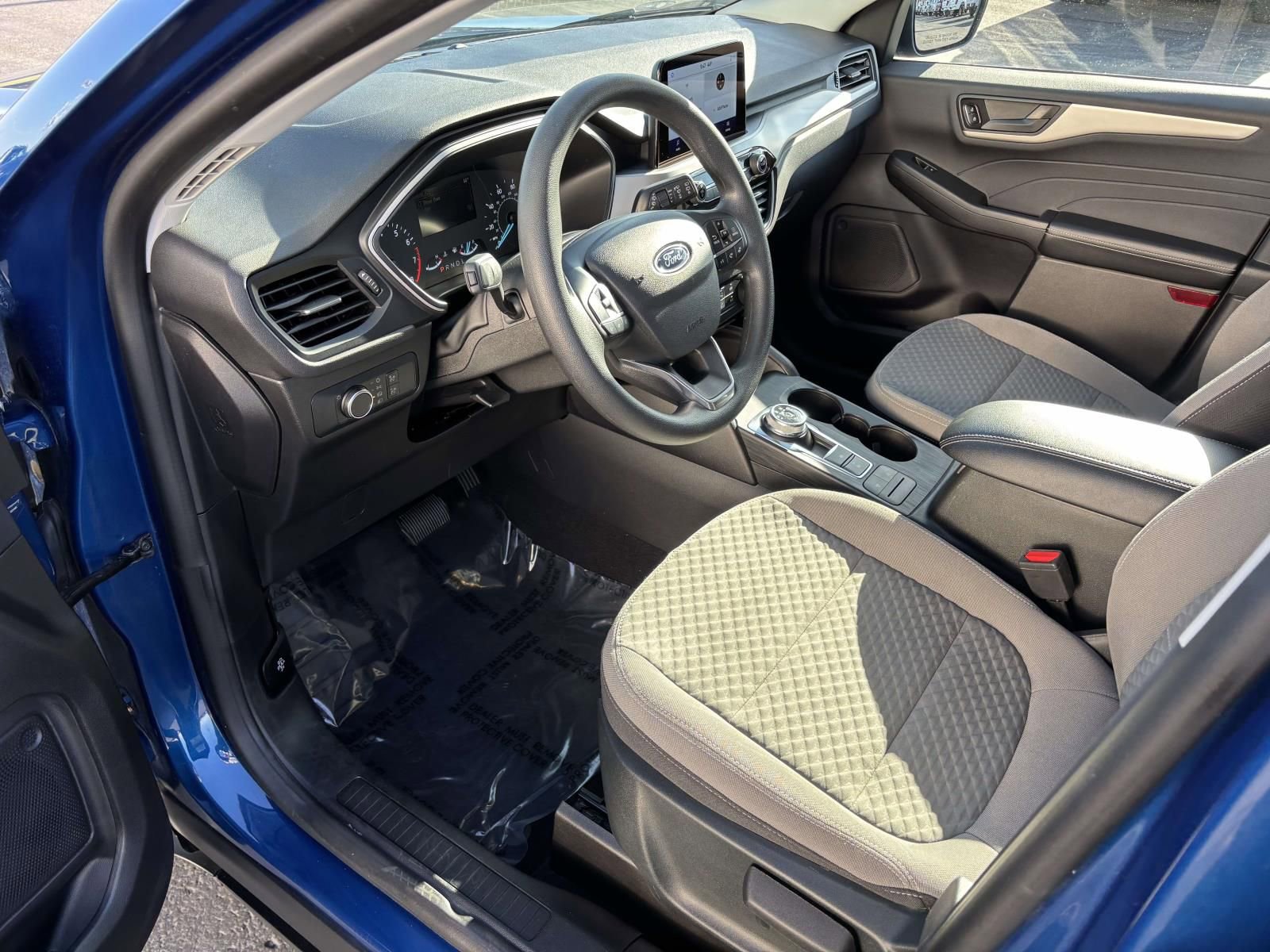 Certified 2022 Ford Escape SE image 27