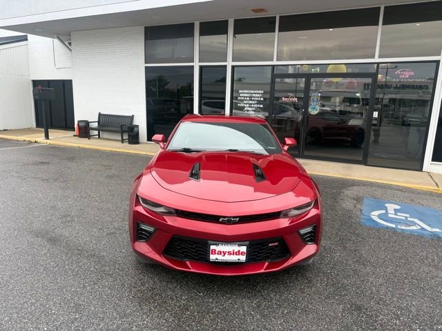 Used 2018 Chevrolet Camaro SS RWD image 4