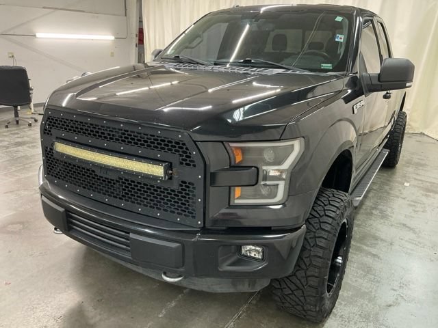 Used 2015 Ford F150 XLT w/ Equipment Group 302A Luxury AWD/4WD image 10