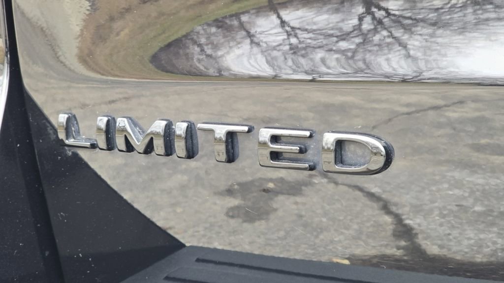 Used 2022 Ford Expedition Max Limited image 10