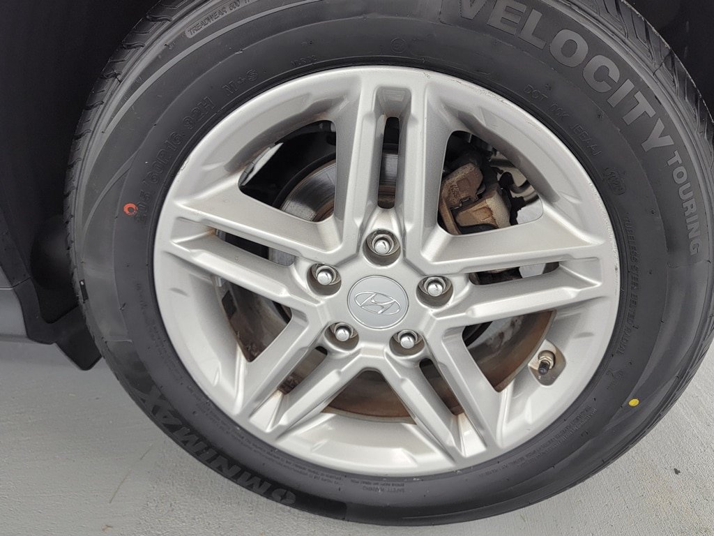 Used 2021 Hyundai Kona SE FWD image 11