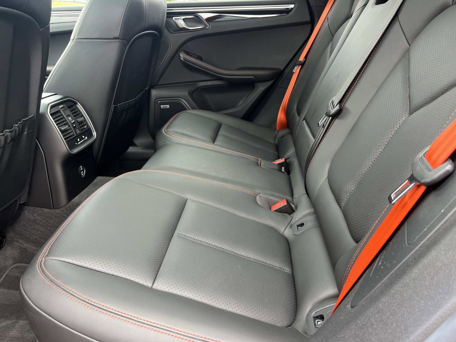 Used 2022 Porsche Macan S image 17