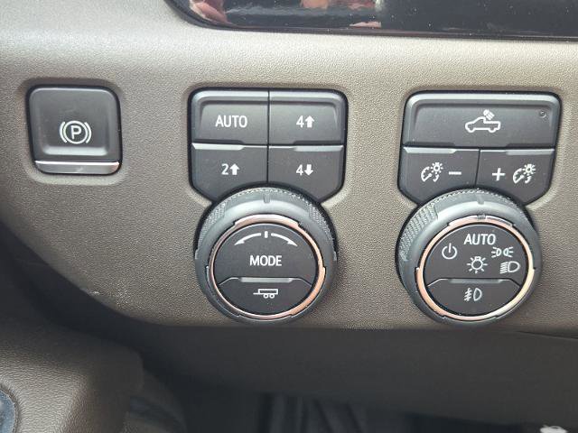 Certified 2023 Chevrolet Silverado 1500 RST w/ Z71 Off-Road Package image 18