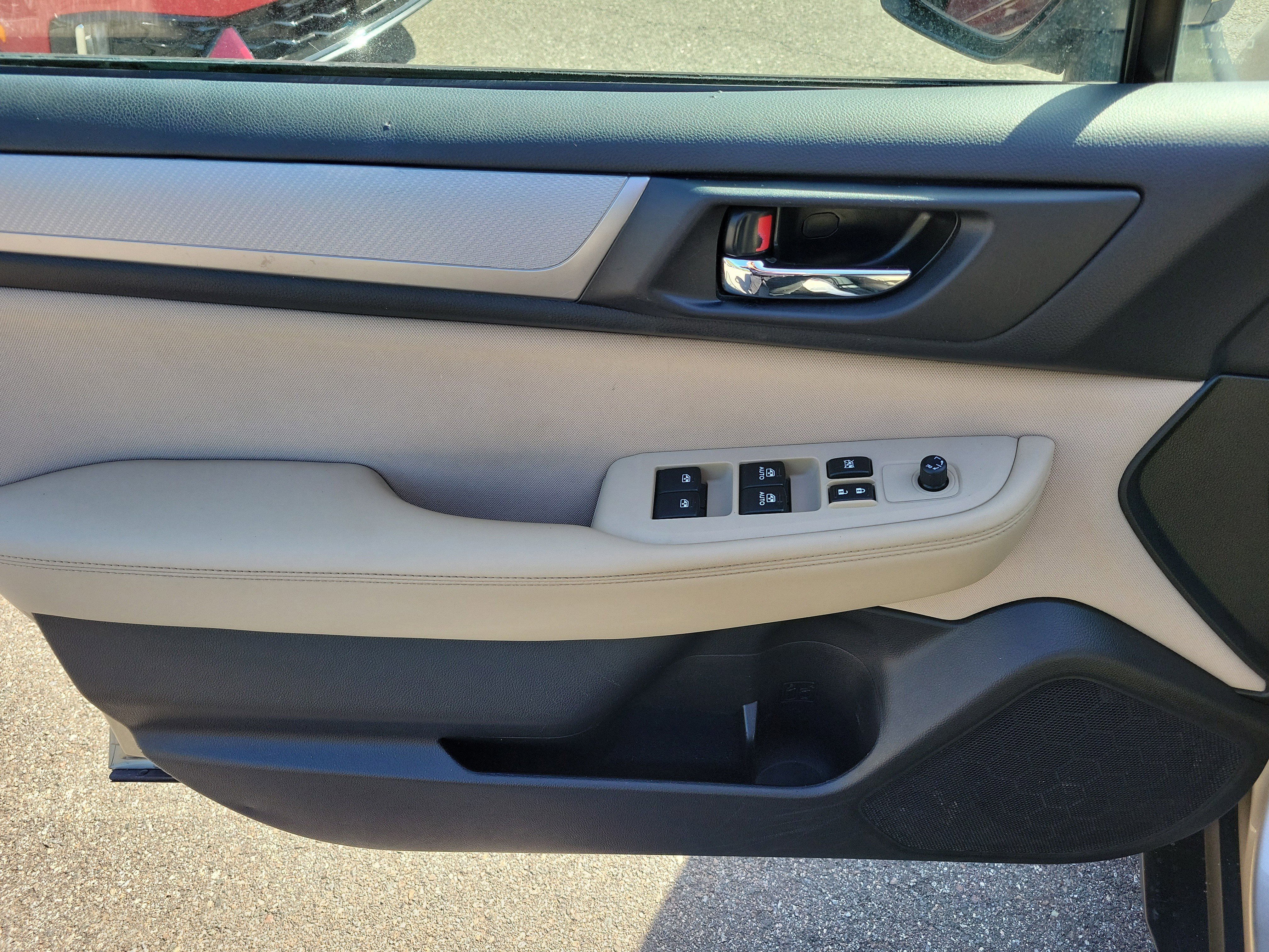 Used 2015 Subaru Outback 2.5i Premium image 19