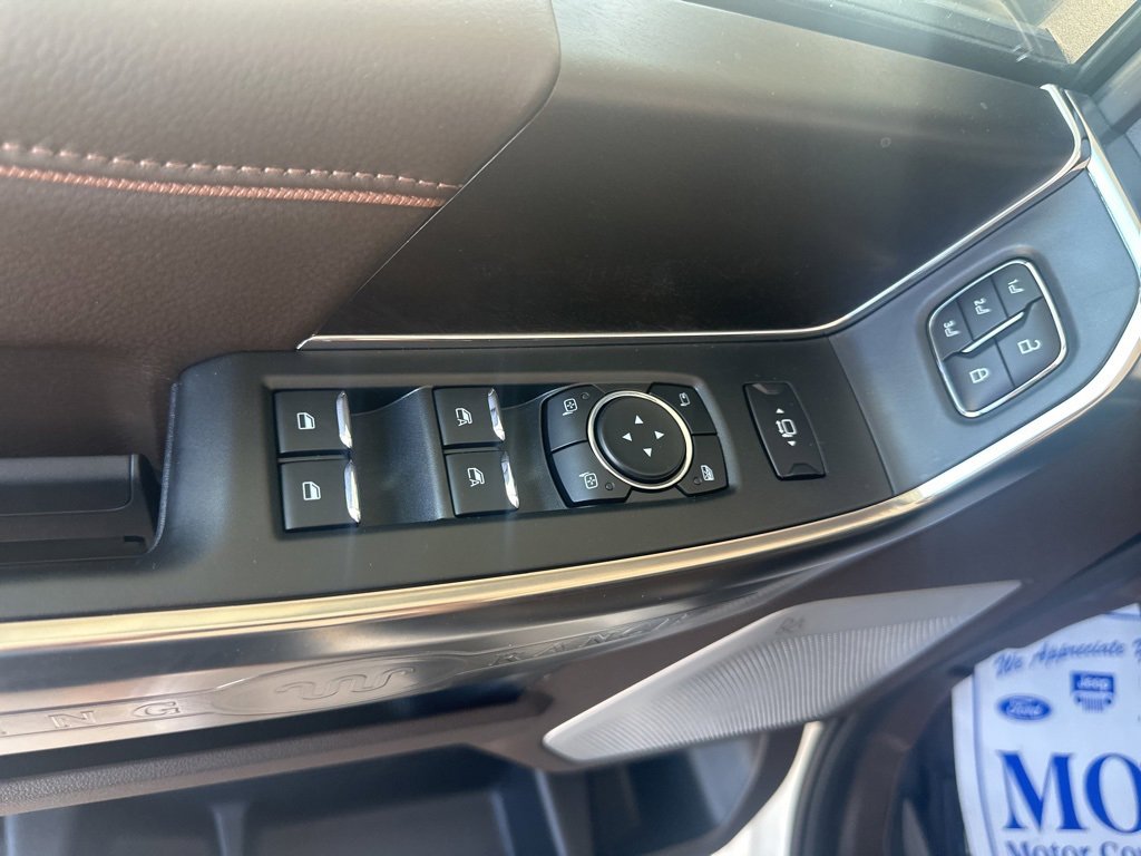 New 2025 Ford F350 King Ranch w/ Chrome Package image 9