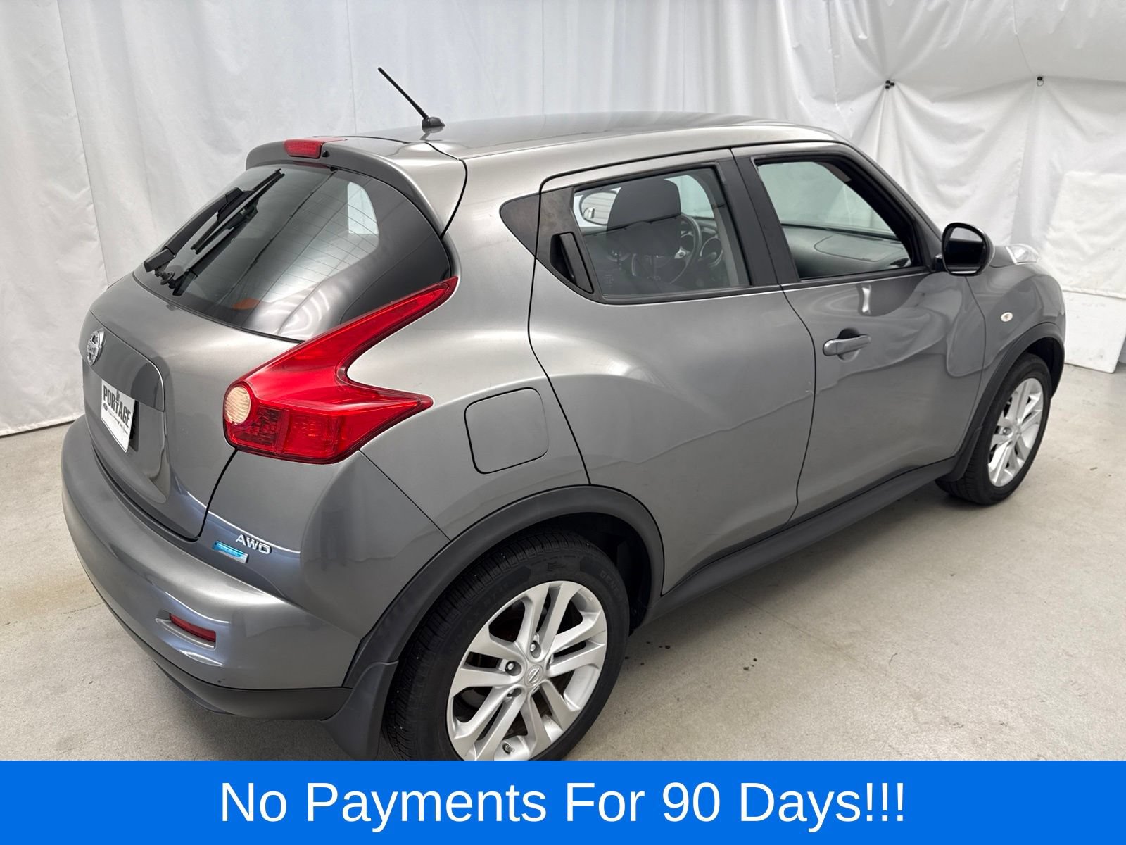Used 2013 Nissan Juke S AWD/4WD image 2