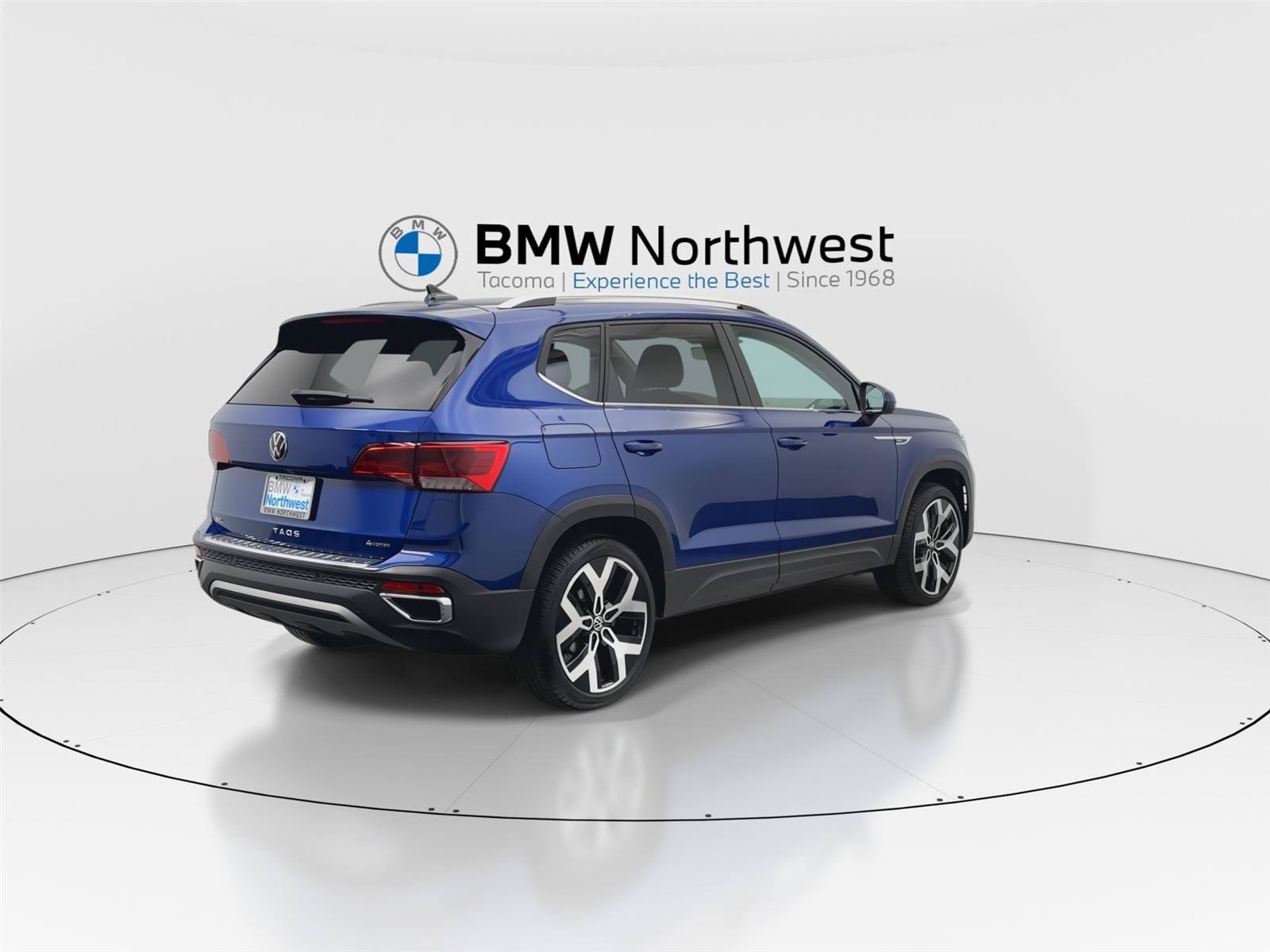 Used 2023 Volkswagen Taos SEL AWD/4WD image 3