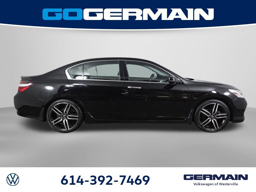 Used 2016 Honda Accord Touring image 7