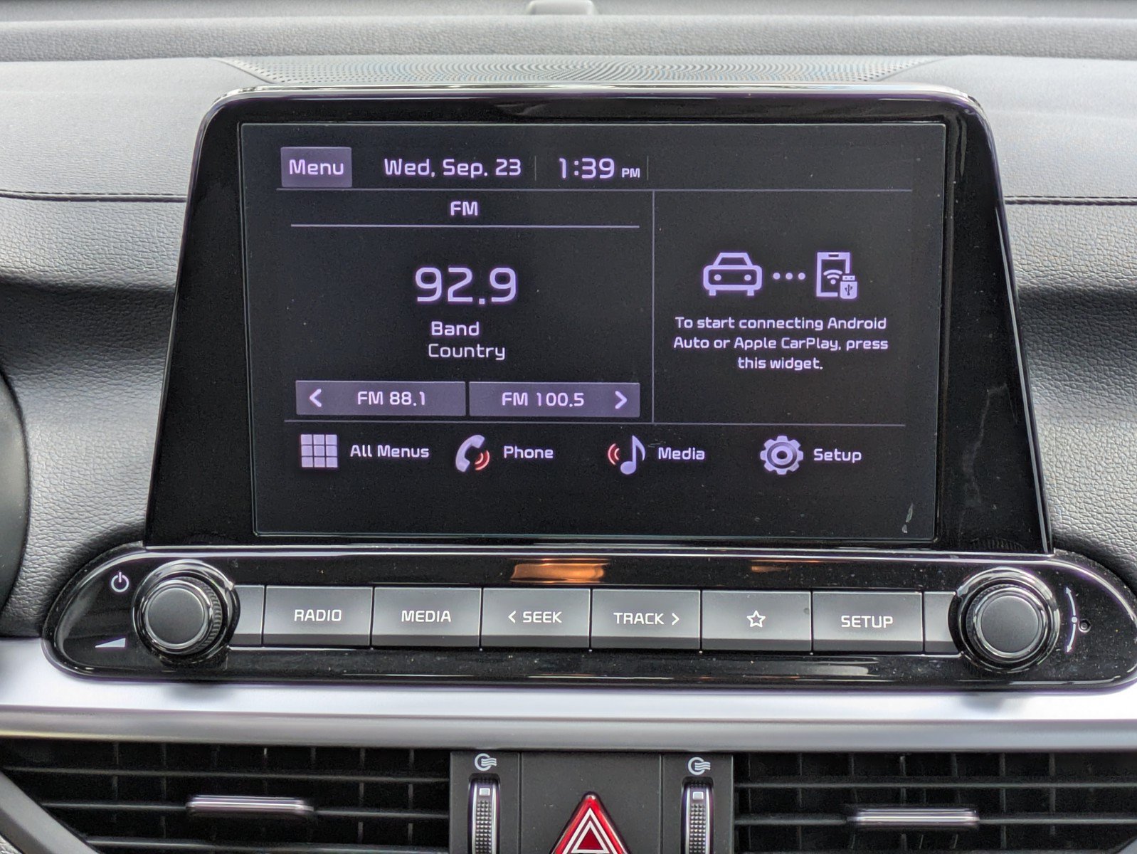 Certified 2023 Kia Forte LXS FWD image 14