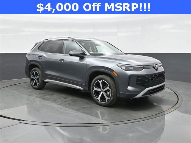 New 2026 Volkswagen Tiguan SE image 1