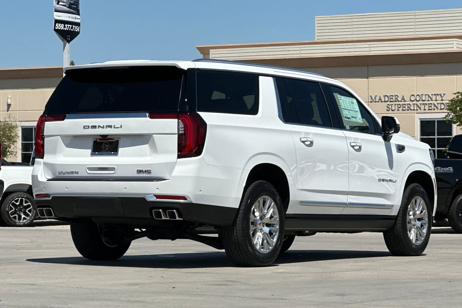 New 2026 GMC Yukon XL Denali w/ Sun & Power Step Package AWD/4WD image 6