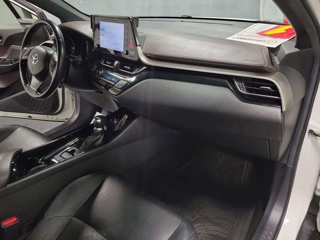 Used 2019 Toyota C-HR Limited image 22