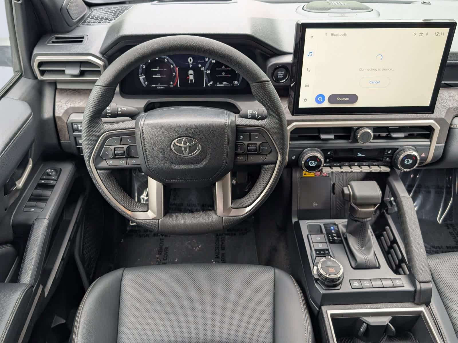 Used 2024 Toyota Tacoma Limited AWD/4WD image 17