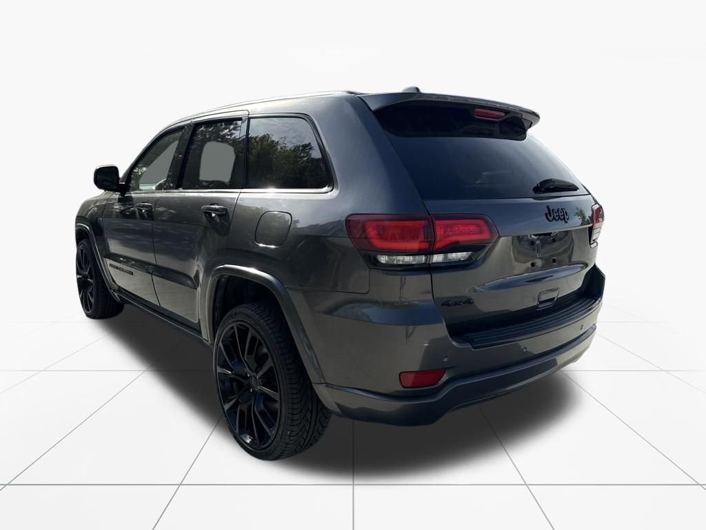 Used 2018 Jeep Grand Cherokee Altitude image 6