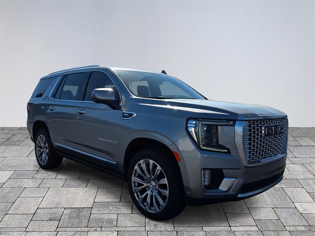 Used 2024 GMC Yukon Denali w/ Denali Reserve Package image 1