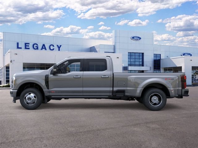 New 2026 Ford F350 Platinum AWD/4WD image 3