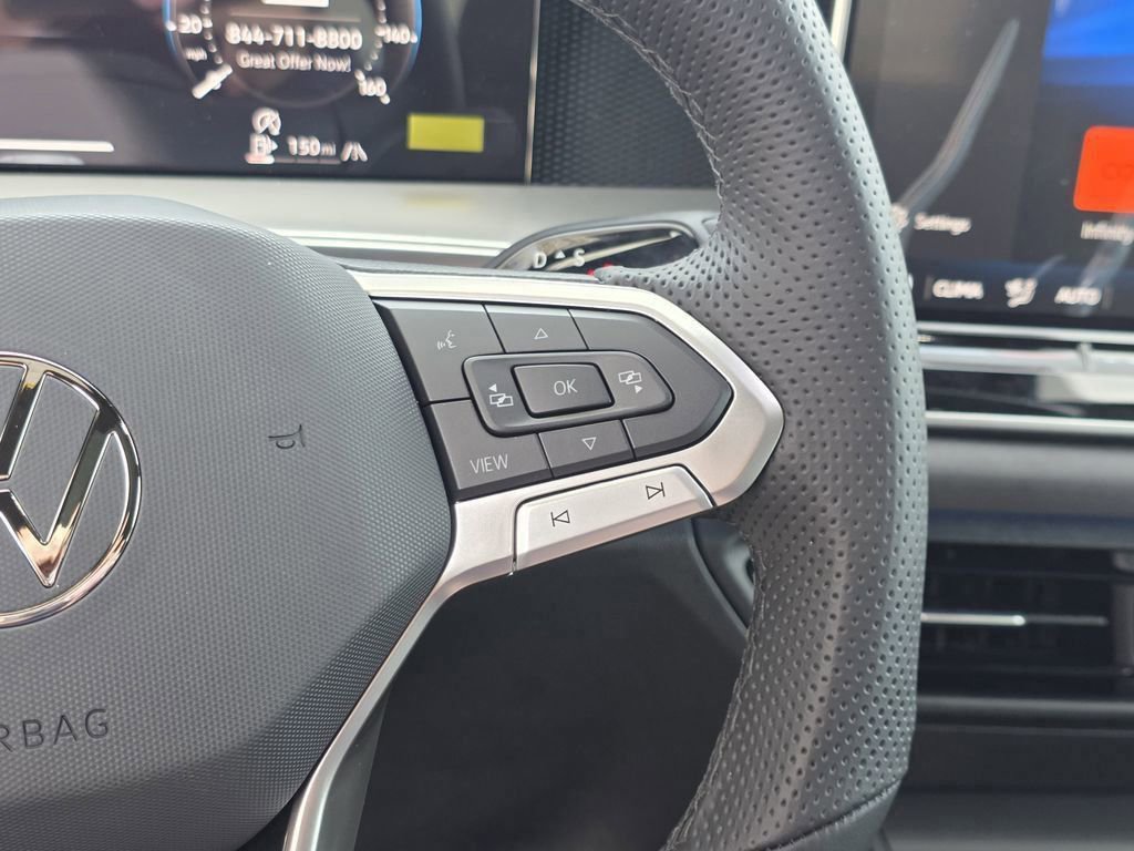 New 2026 Volkswagen Tiguan SE R-Line image 10