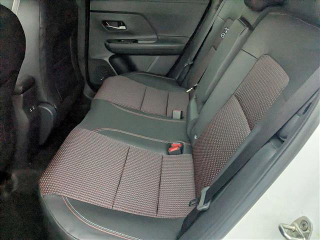 New 2026 Nissan Kicks SR image 14