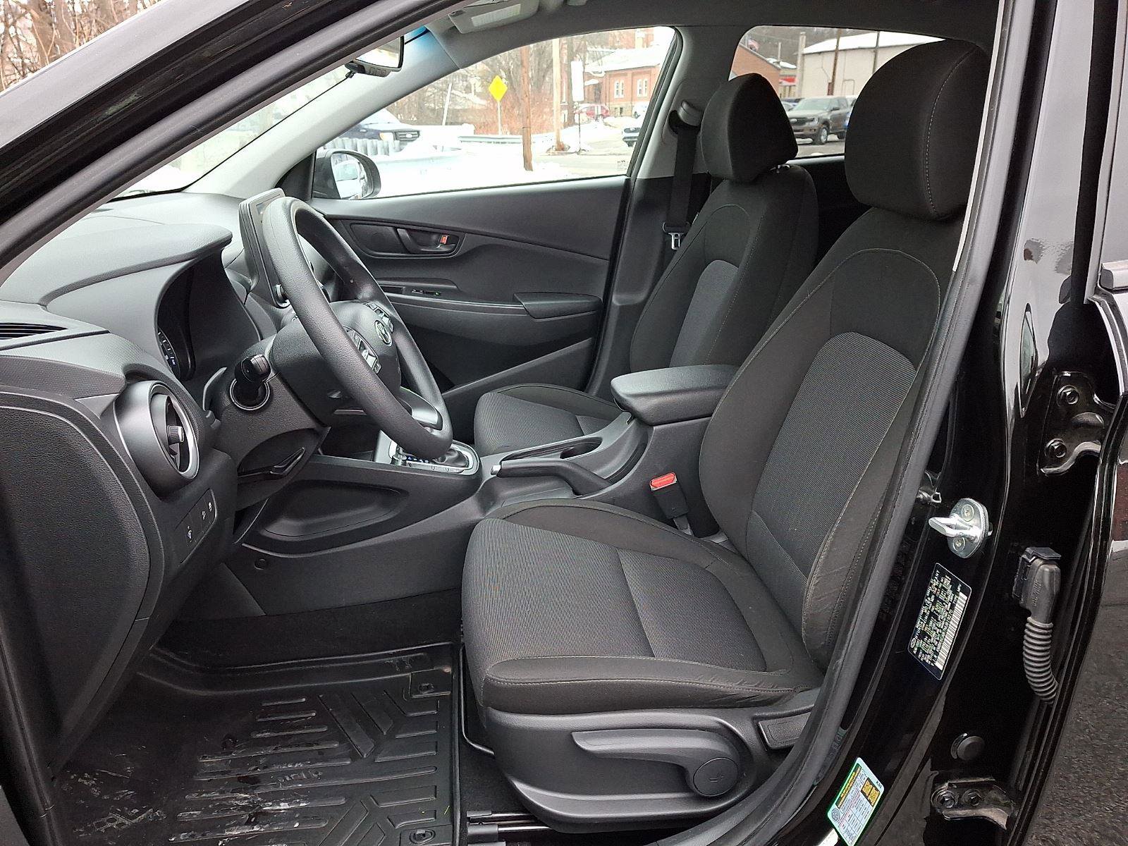 Used 2022 Hyundai Kona SEL image 13