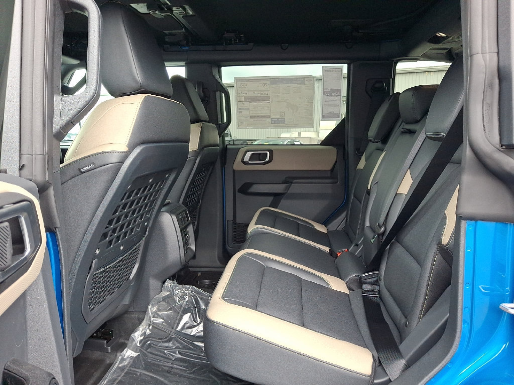 New 2026 Ford Bronco Big Bend w/ Black Diamond Package AWD/4WD image 6