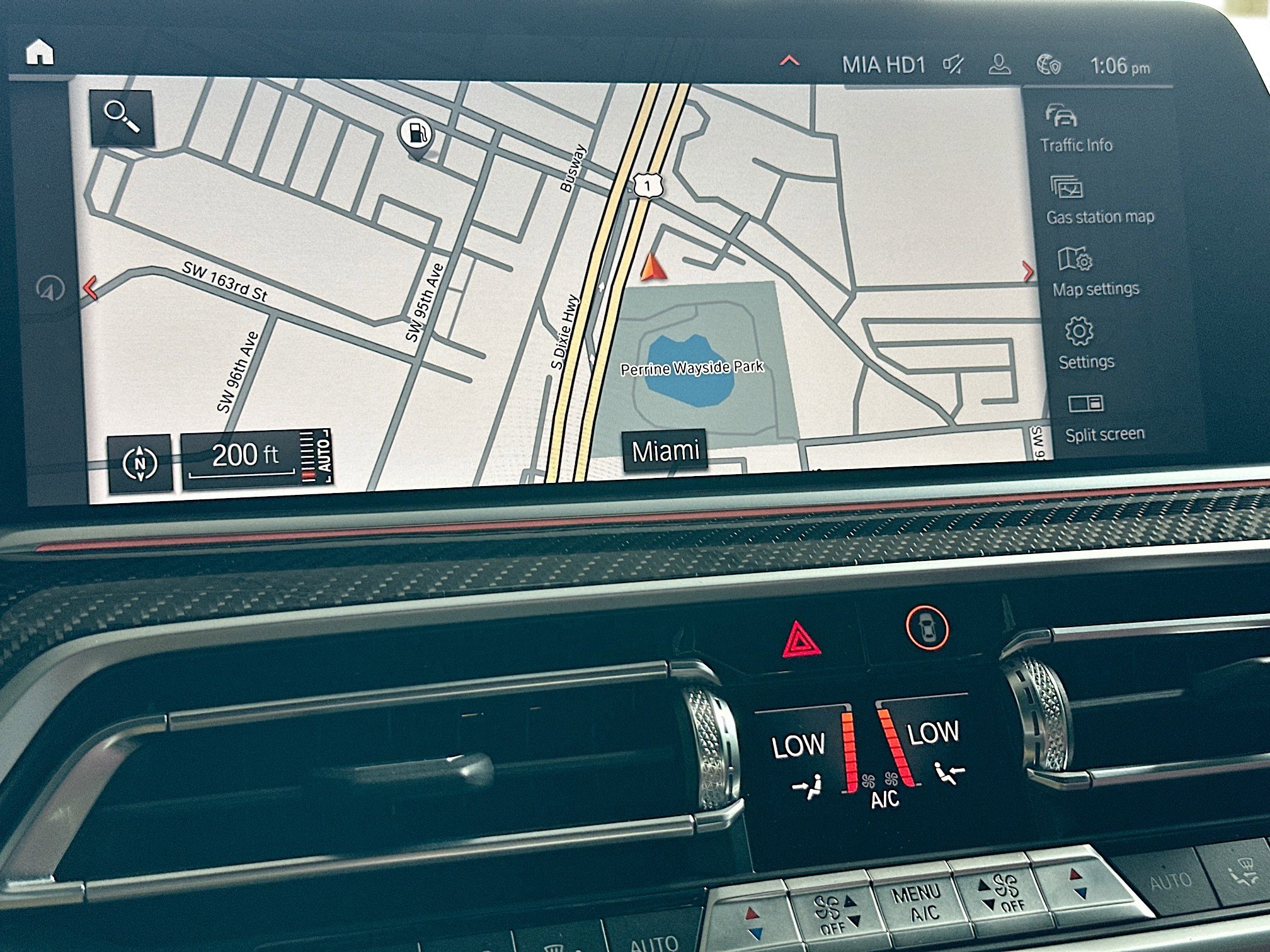 Used 2022 BMW X6 M50i w/ Premium Package image 13