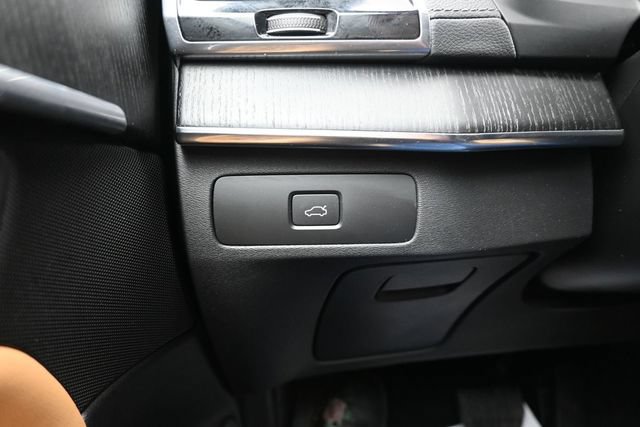 Used 2023 Volvo XC90 B6 Ultimate w/ Protection Package Premier AWD/4WD image 30