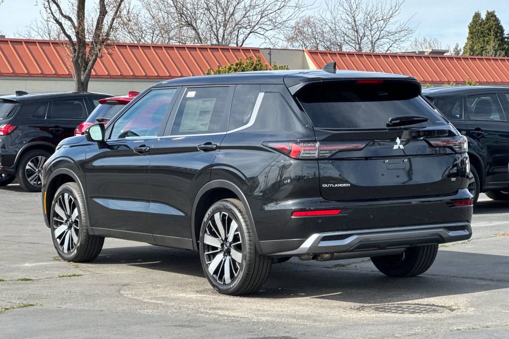New 2026 Mitsubishi Outlander SE AWD/4WD image 6