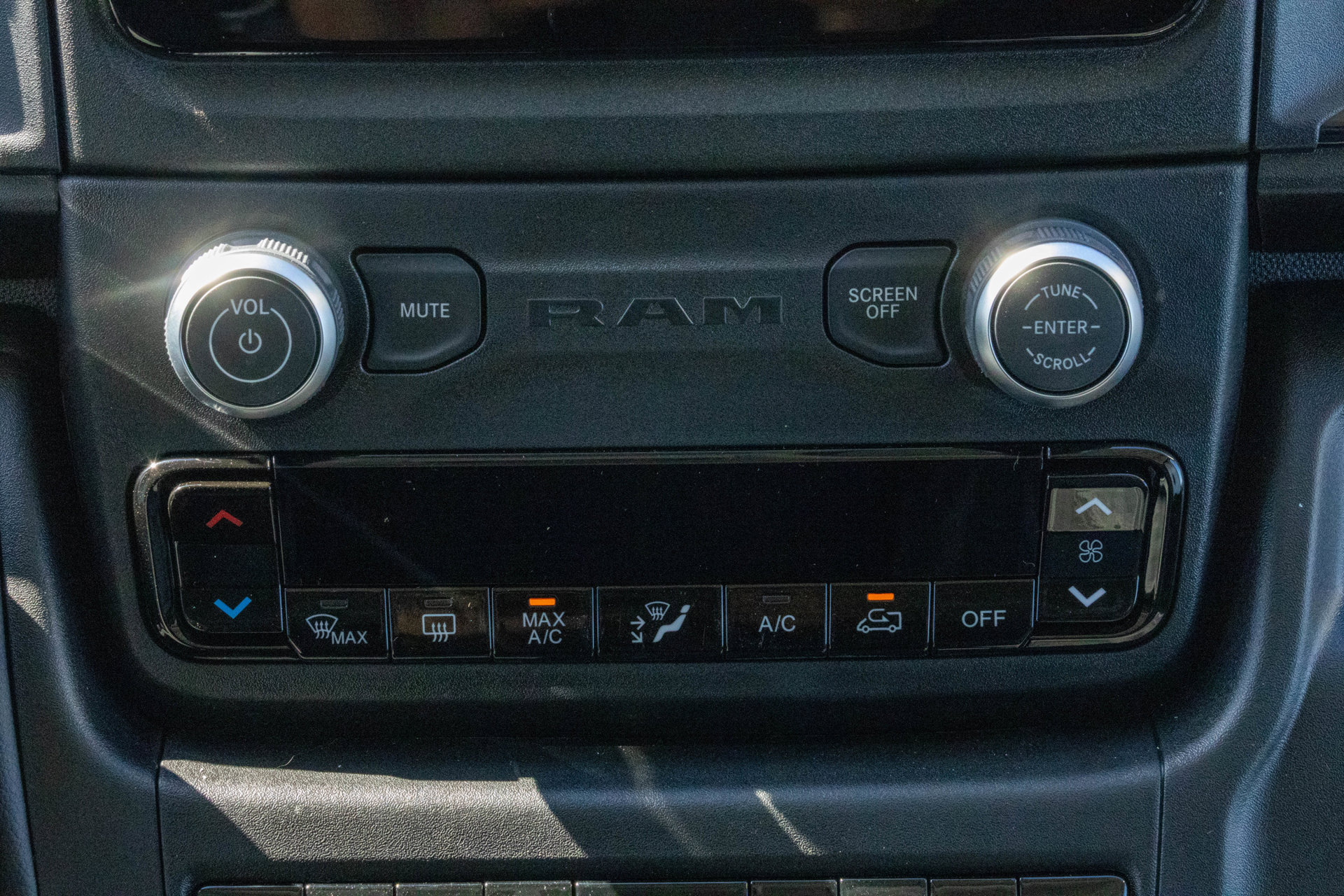 New 2027 RAM ProMaster 2500 FWD image 18