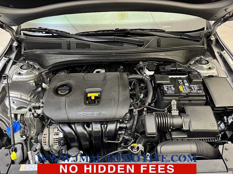 Used 2023 Kia Forte LXS w/ LXS Technology Package FWD image 10