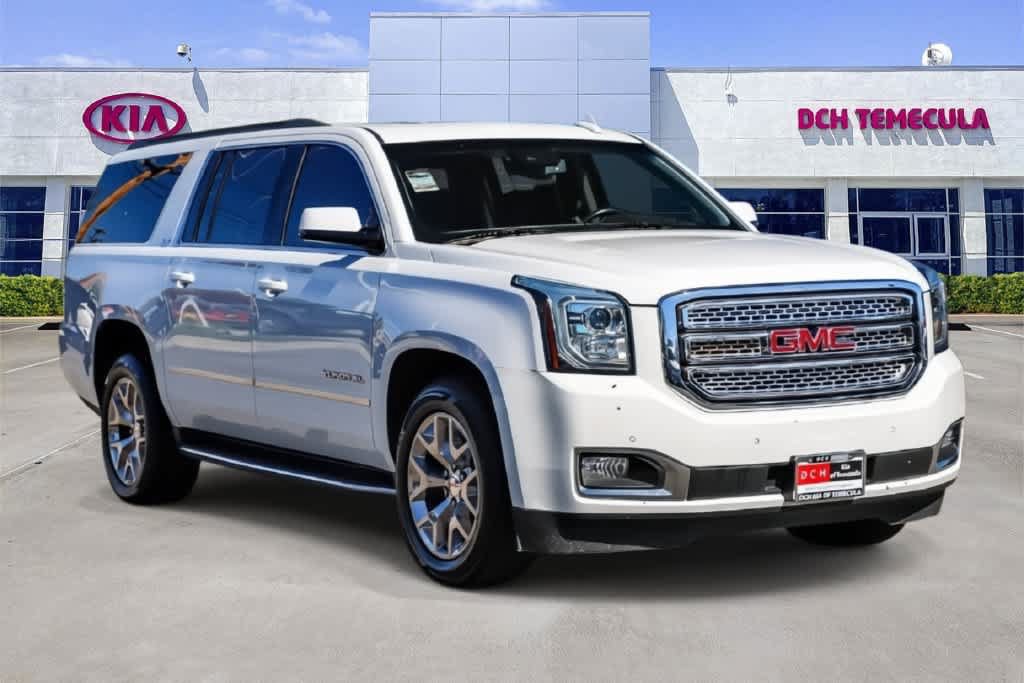 Used 2018 GMC Yukon XL SLT w/ Open Road Package RWD image 3