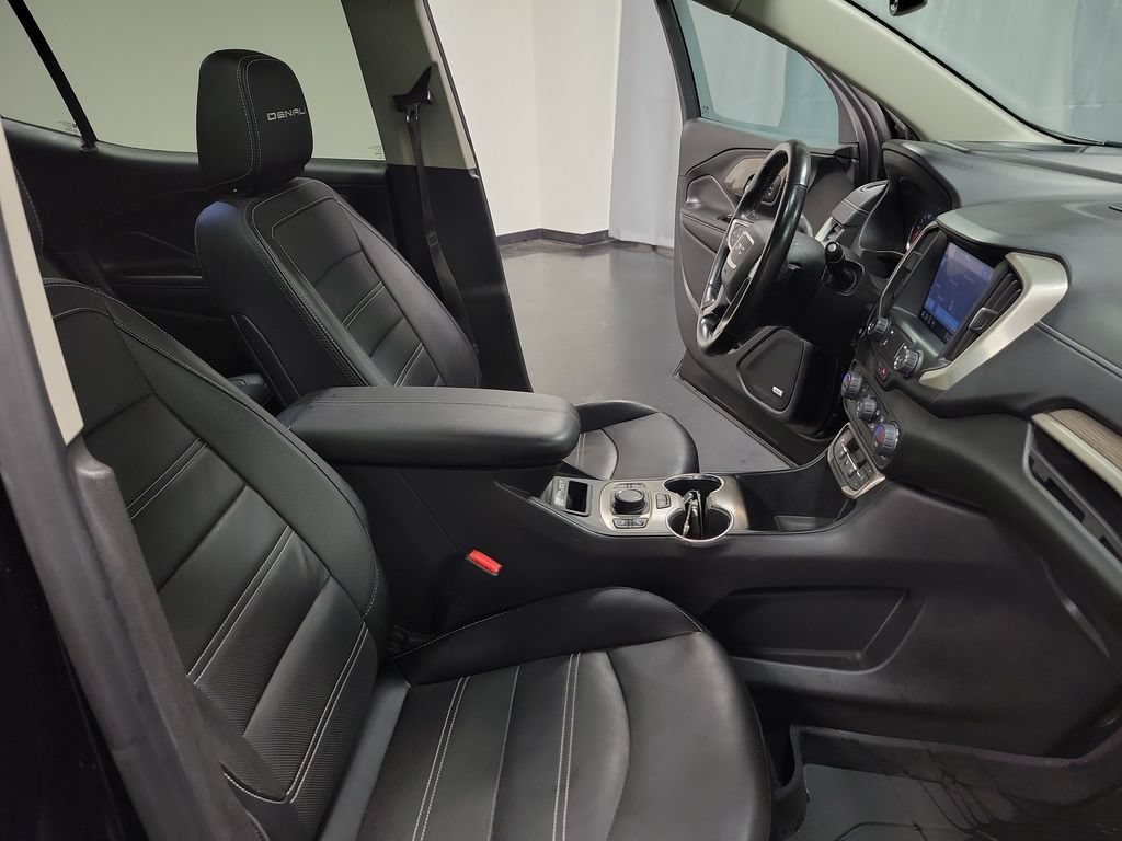Used 2022 GMC Terrain Denali w/ LPO, Floor Liner Package AWD/4WD image 34