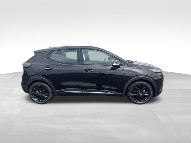 Certified 2023 Chevrolet Bolt EUV Premier w/ Redline Edition FWD image 4
