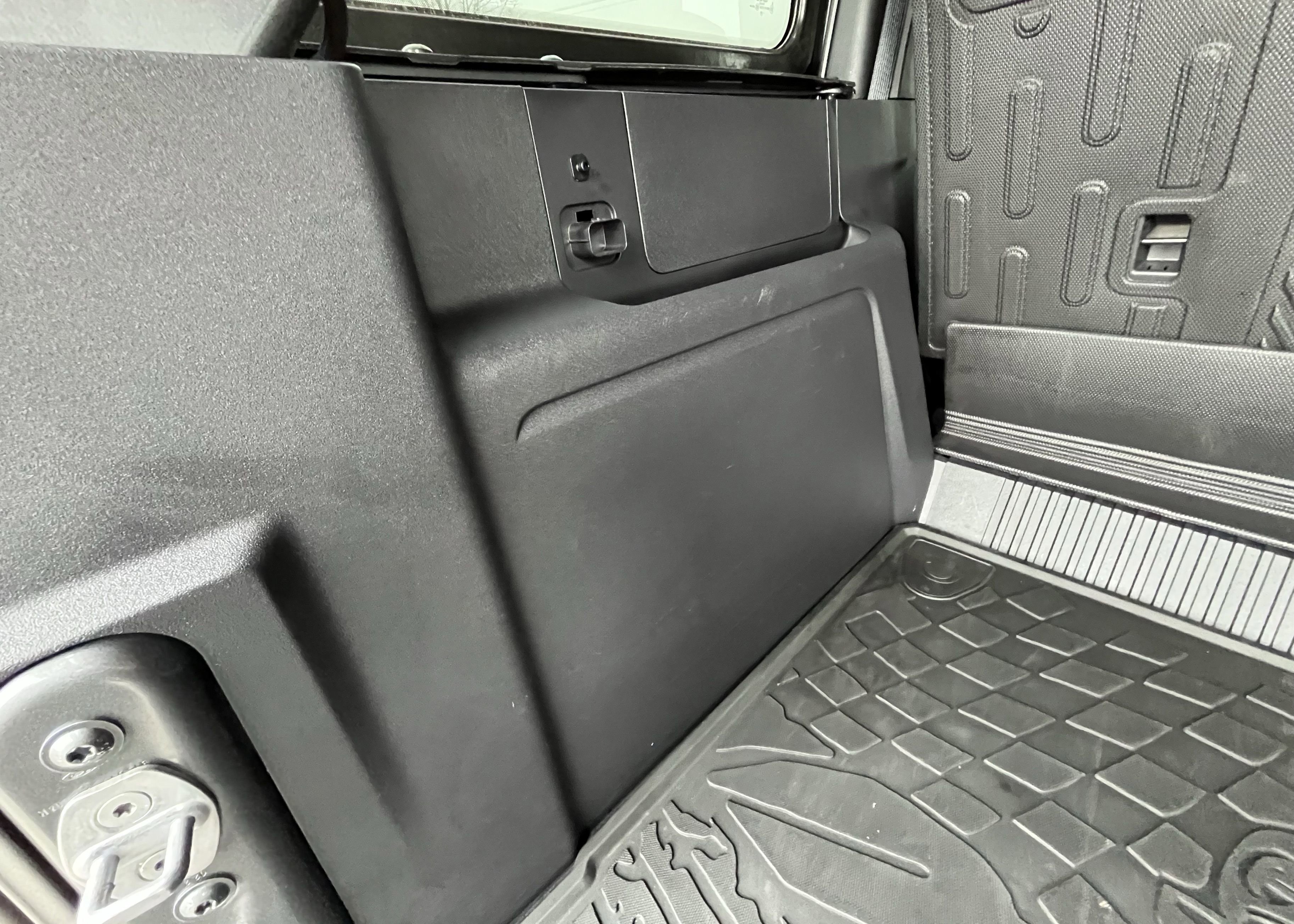 Used 2024 Ford Bronco Badlands image 34