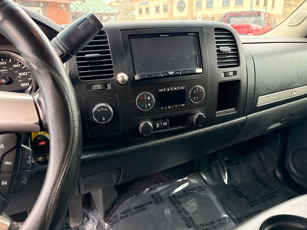 Used 2013 Chevrolet Silverado 2500 LT w/ Interior Plus Package image 27