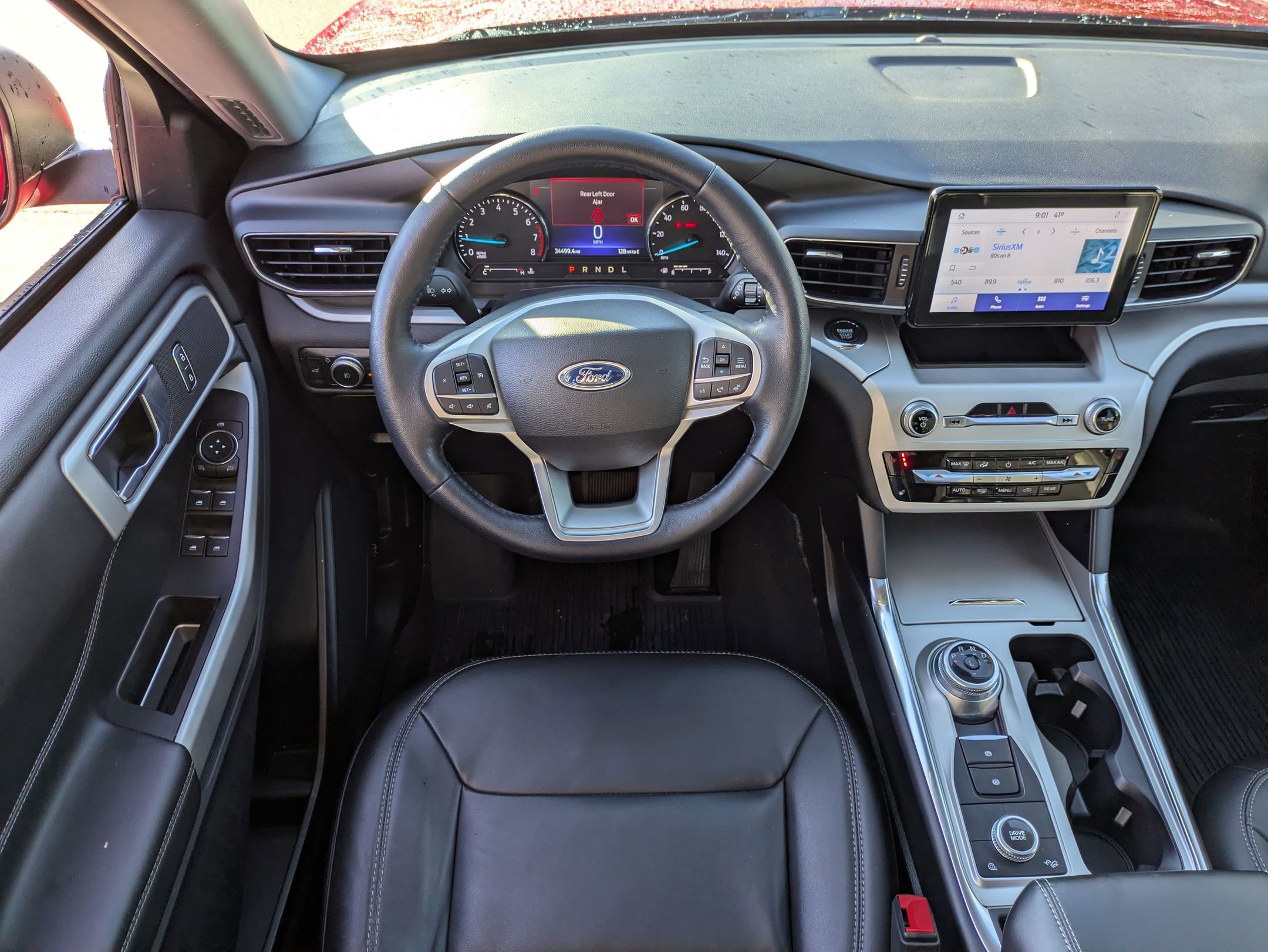 Certified 2022 Ford Explorer XLT w/ Equipment Group 202A image 33