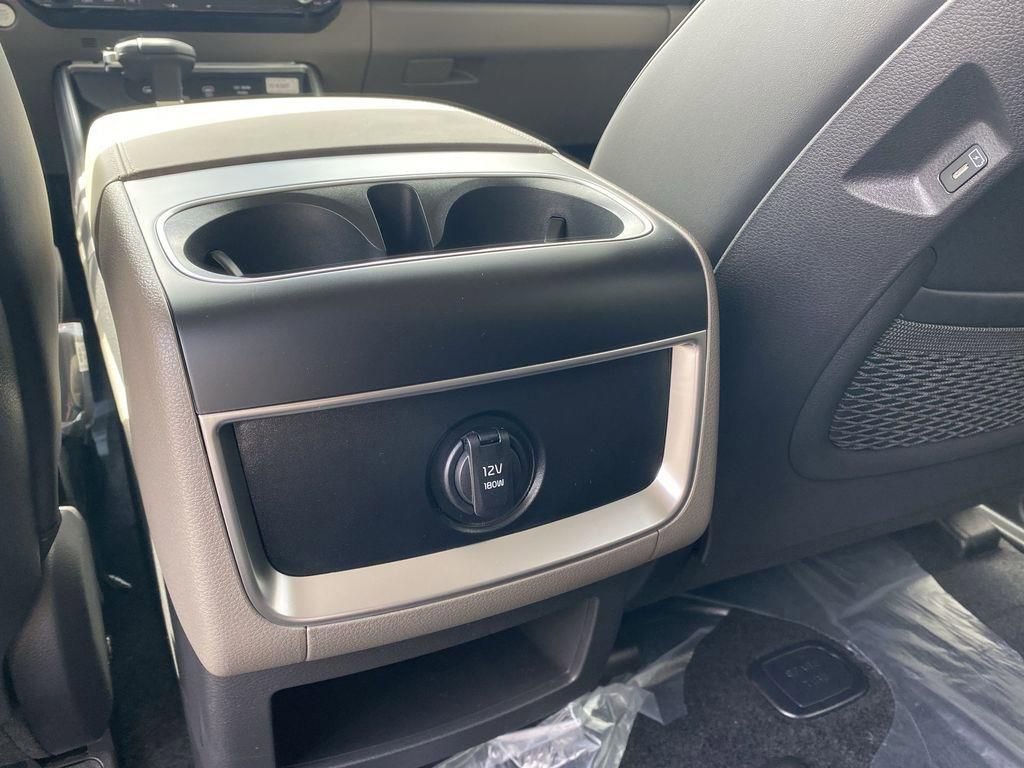 New 2026 Kia Carnival FWD image 22