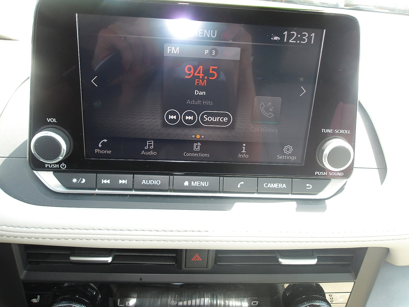 Used 2023 Nissan Rogue SV w/ SV Premium B Package AWD/4WD image 18