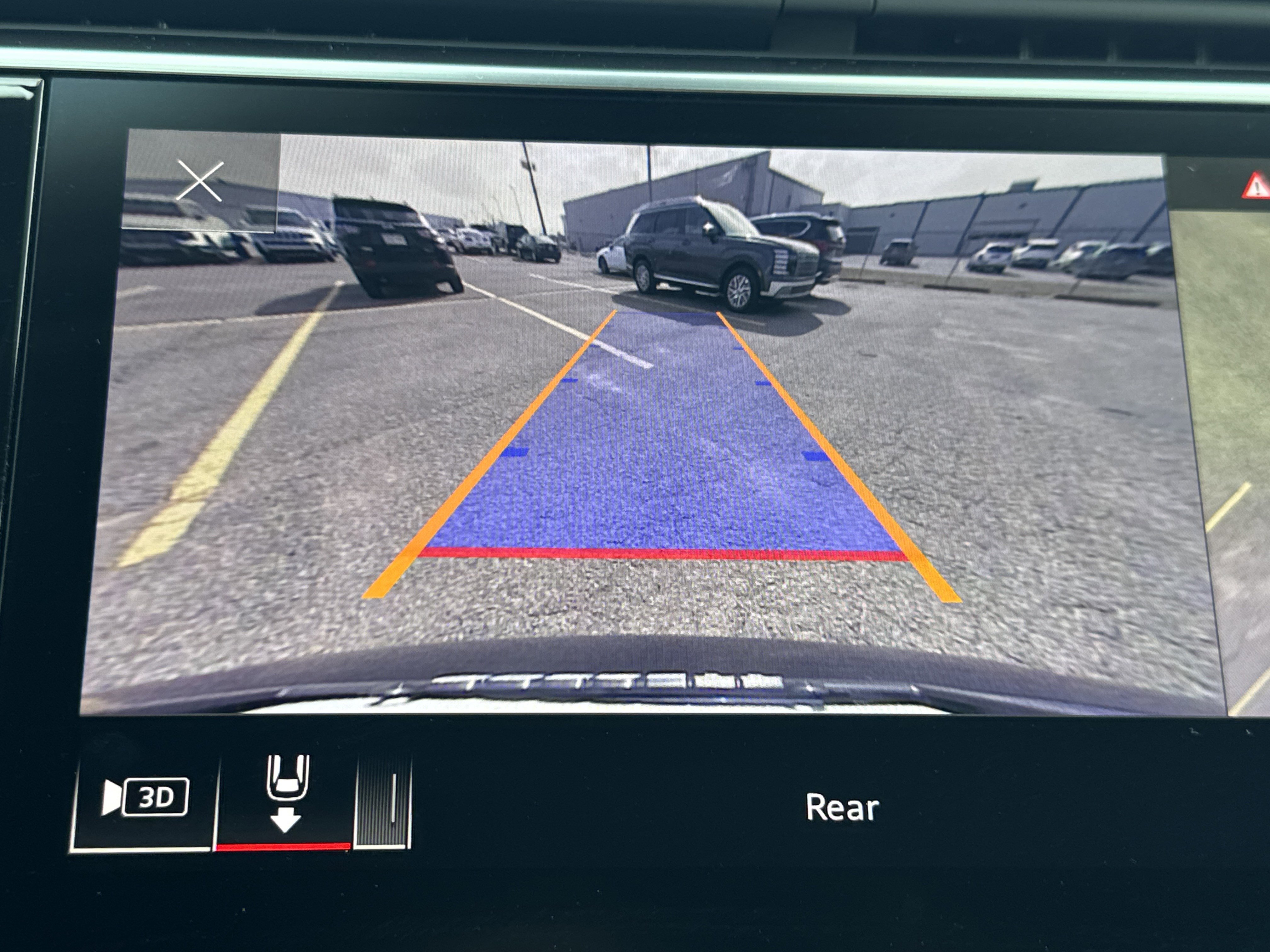 Used 2022 Audi Q7 Premium Plus w/ Premium Plus Package image 13