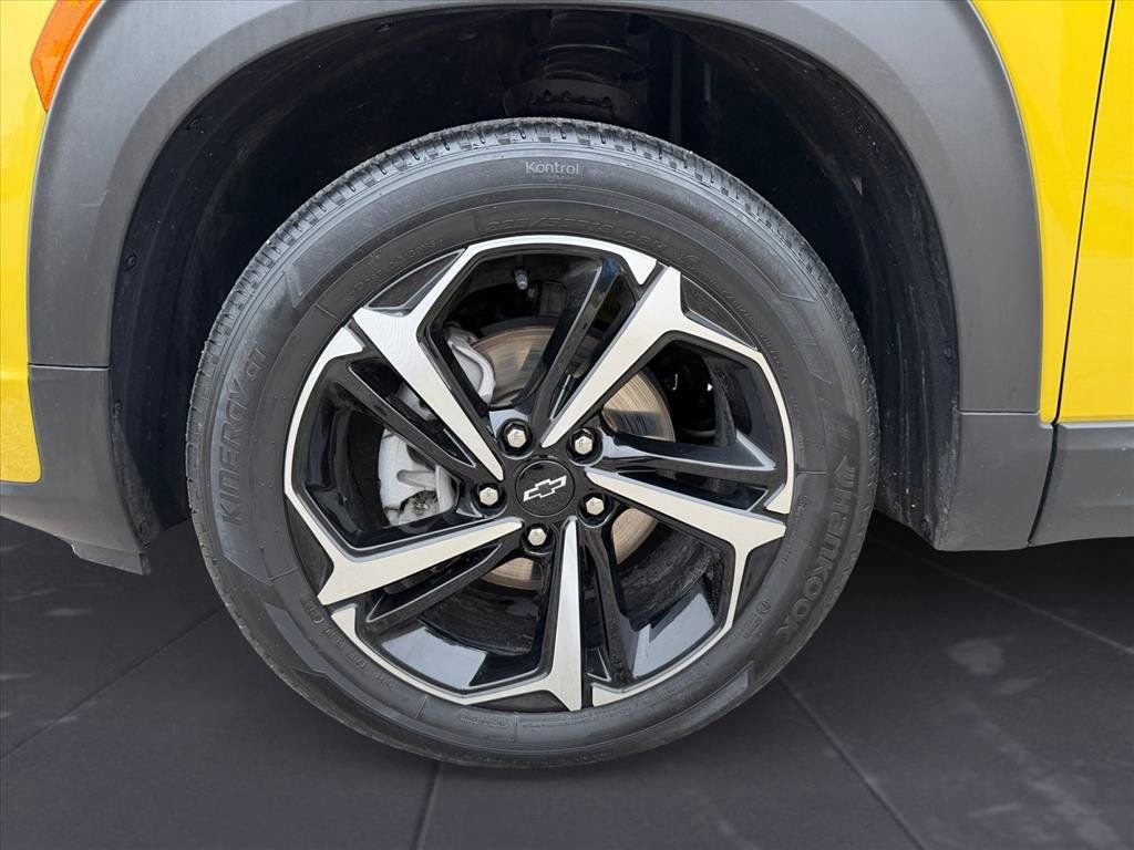 Used 2023 Chevrolet TrailBlazer RS w/ Convenience Package image 10
