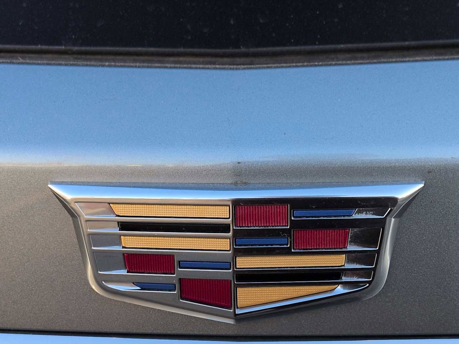 Used 2025 Cadillac XT6 Luxury image 8