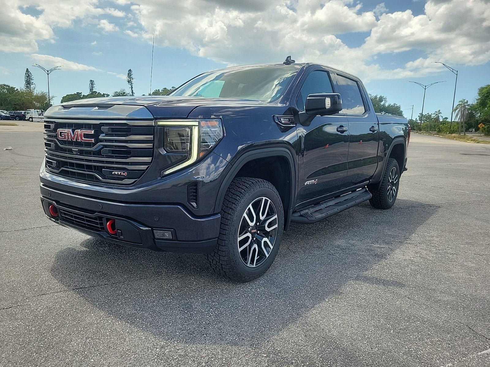 Used 2024 GMC Sierra 1500 AT4 w/ Technology Package AWD/4WD video 2