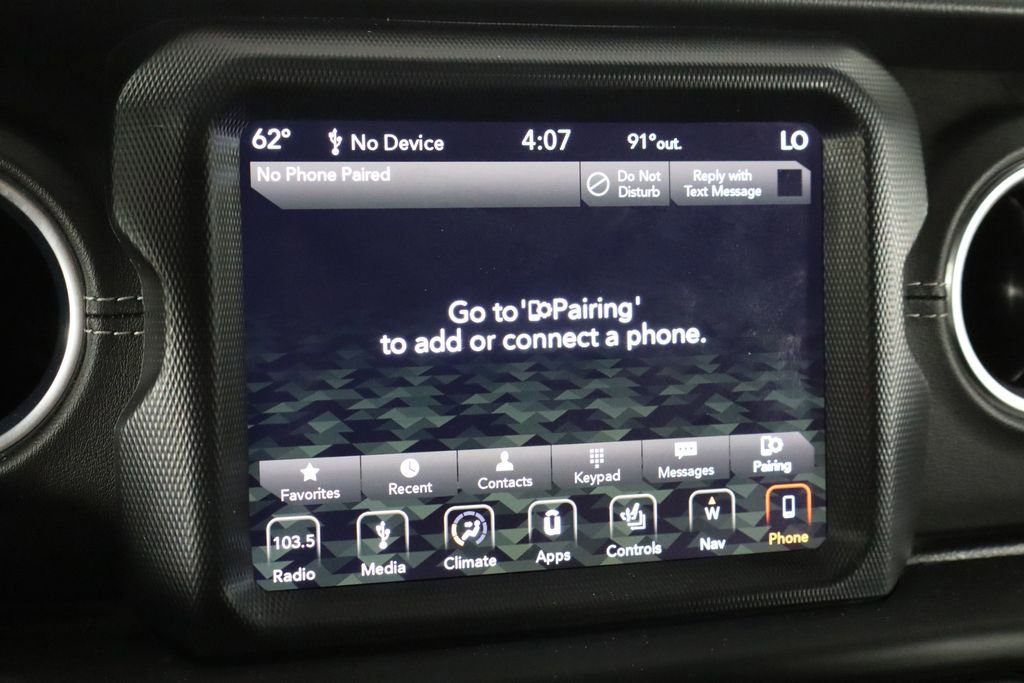 Used 2018 Jeep Wrangler Unlimited Sahara image 36