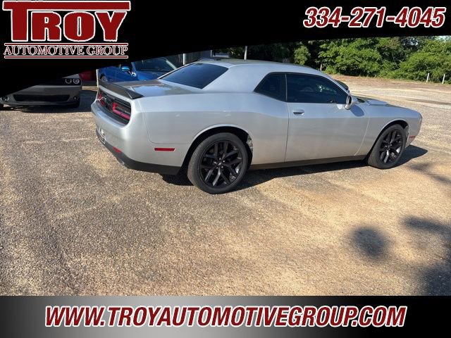 Used 2020 Dodge Challenger SXT w/ Blacktop Package image 6